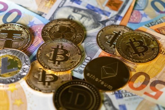 Στο μάτι της ΑΑΔΕ και οι άυλες συναλλαγές